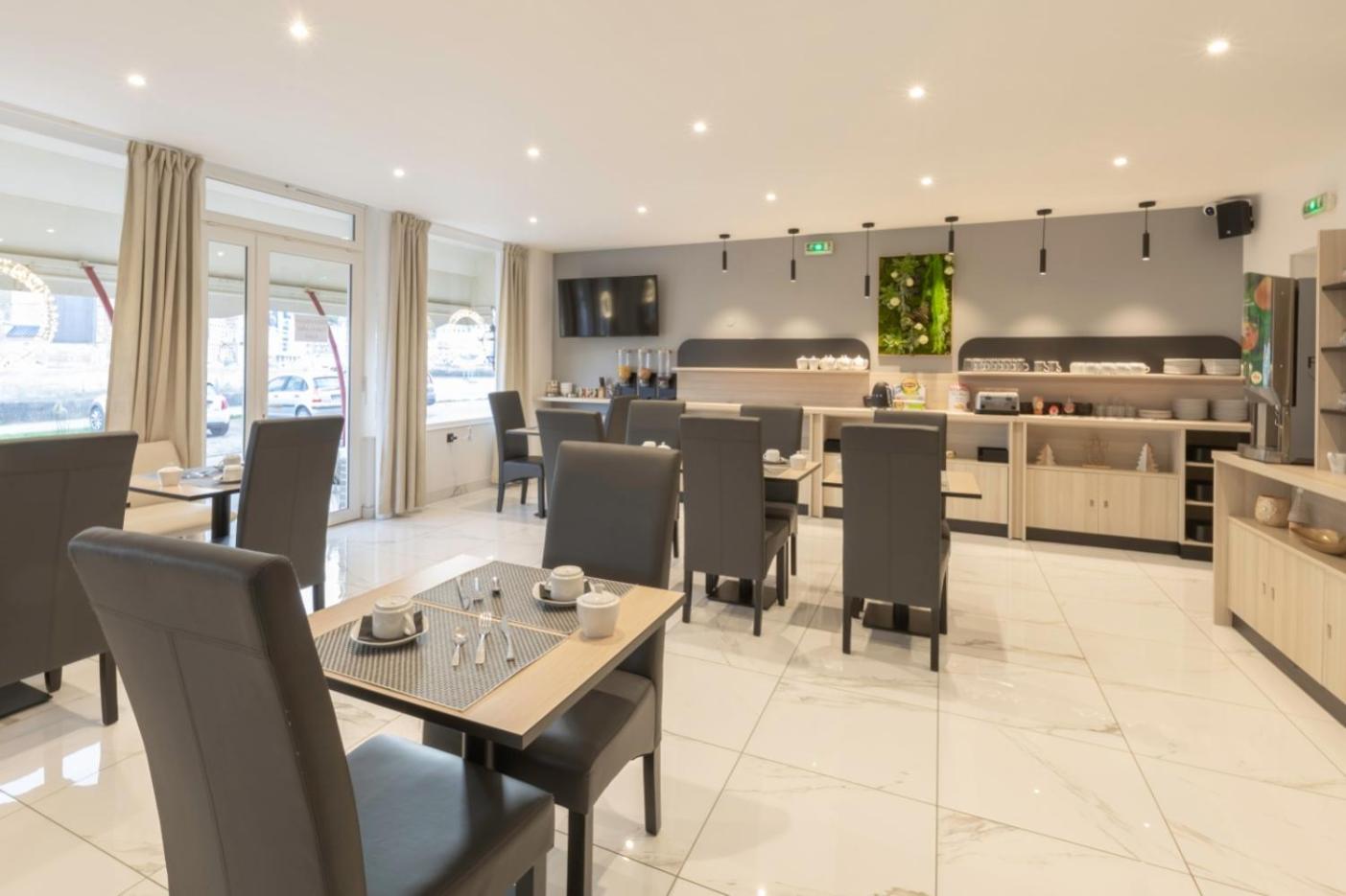 Hotel Le Saint-Yves Le Tréport Екстериор снимка